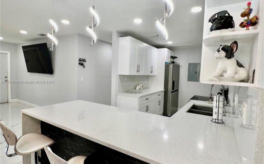 6120 SW 15th Ct North Lauderdale, FL 33068