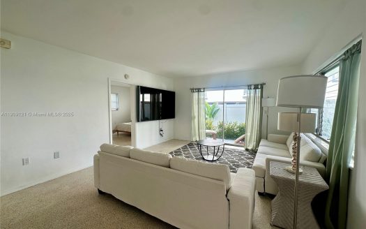 1135 101st St #3 Bay Harbor Islands, FL 33154