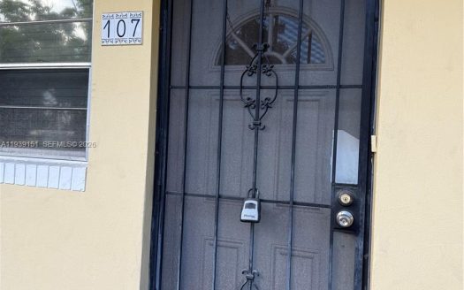 2790 NE 201st Ter #H107 Aventura, FL 33180