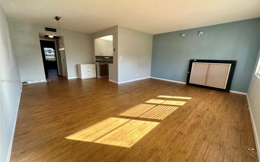 1058 E Harwood E #1058 Deerfield Beach, FL 33442