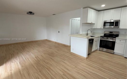 2846 Coral Springs Dr #2846 Coral Springs, FL 33065