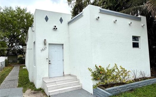 7537 NW 3rd Ave #2 Miami, FL 33150