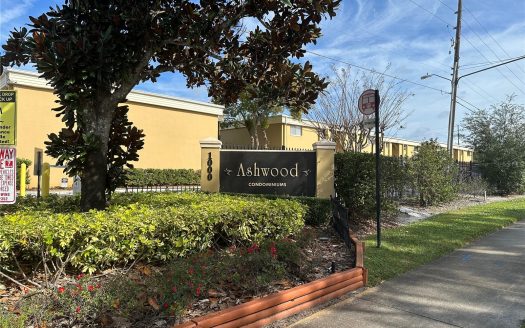 1000 LAKE OF THE WOODS Boulevard #204E Casselberry, FL 32730