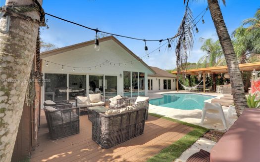 12203 Melissa Way Cooper City, FL 33026