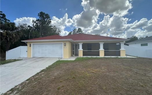 2805 14th Street W Lehigh Acres, FL 33971