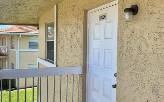 10006 Twin Lakes Dr, Coral Springs, FL 33071