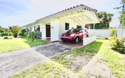 3000 SW 96th Ave, Miami, FL 33165