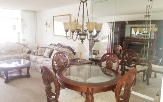 8325 Sunrise Lakes Blvd #201,  Sunrise, FL 33322-1518