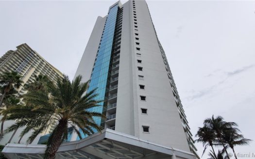 16485 Collins Ave, Sunny Isles Beach, FL 33160