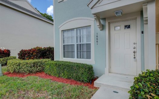 16661 Hemingway  Dr  #16661, Weston, FL 33326-1100