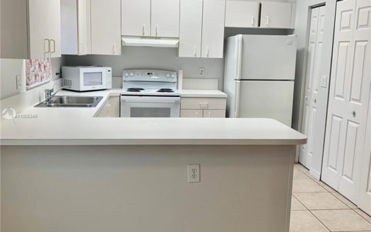 16245 Emerald Cove Rd, Weston, FL 33331