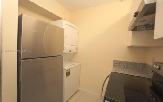 820 Twin Lakes Dr #820,  Coral Springs, FL 33071-5301