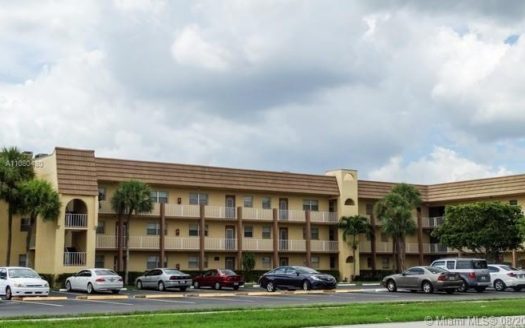 8345 Sunrise Lakes Blvd, Sunrise, FL 33322