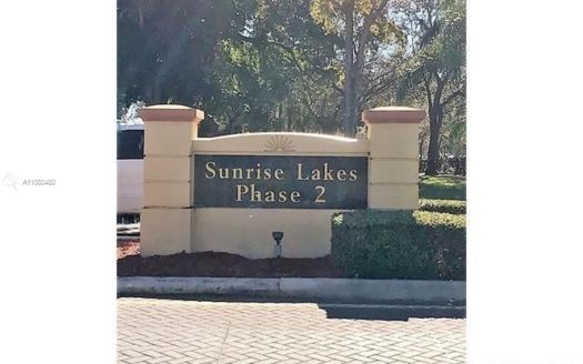 8345 Sunrise Lakes Blvd, Sunrise, FL 33322