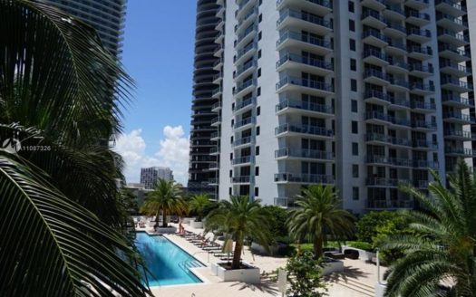 1060 Brickell Ave, Miami, FL 33131