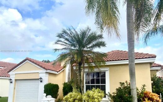 325 Somerset Way,  Weston, FL 33326-2985
