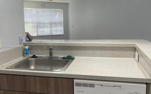 663 Vista Isles Dr #1716,  Sunrise, FL 33325-6128