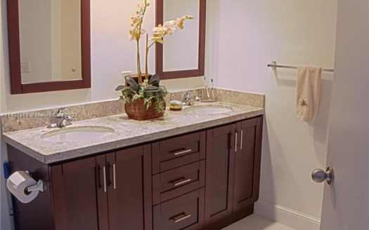 9201 Collins Ave #926,  Surfside, FL 33154-3055