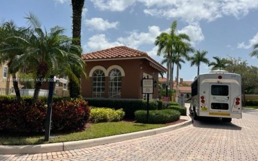 11720 Saint Andrews Pl #205,  Wellington, FL 33414-7075