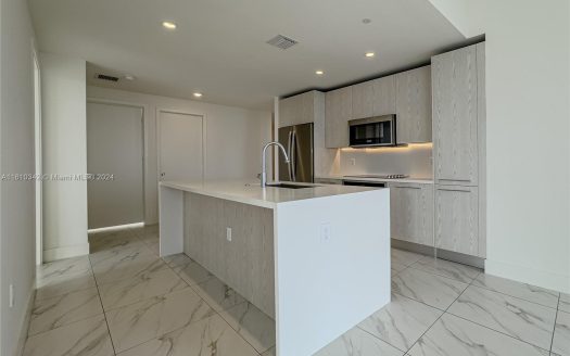 2000 Metropica Way #2009 Sunrise, FL 33323