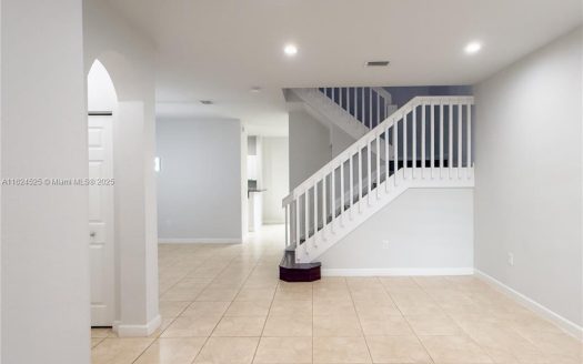 8763 NW 112th Pl #. Doral, FL 33178