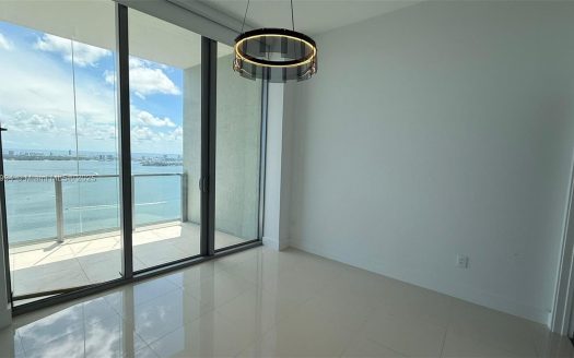 2900 NE 7th Ave #LPH-4505 Miami, FL 33137