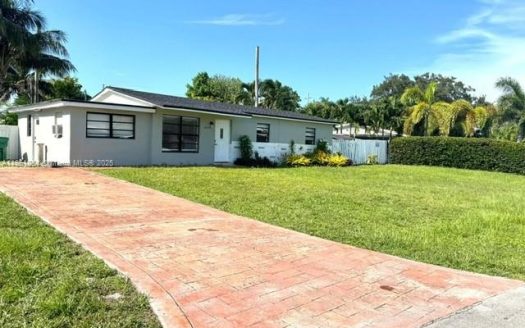 4119 SW 49th St #1 Dania Beach, FL 33314