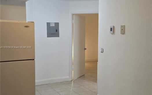 826 6TH STREET UNIT#2 West Palm Beach, FL 33401
