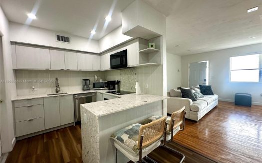 1135 101st St #5 Bay Harbor Islands, FL 33154