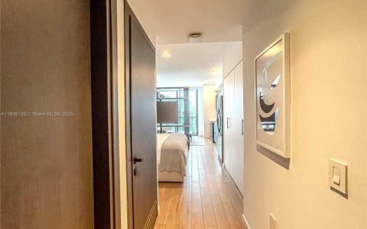 398 NE 5th St #4316 Miami, FL 33132