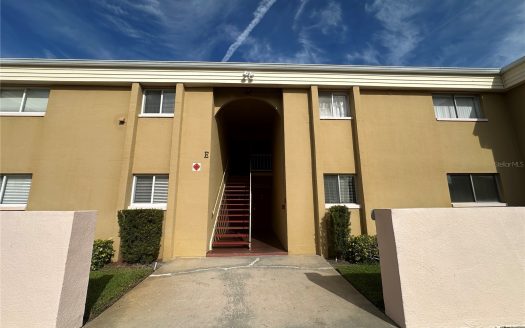 1000 LAKE OF THE WOODS Boulevard #204E Casselberry, FL 32730