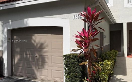 3852 San Simeon Cir #0 Weston, FL 33331