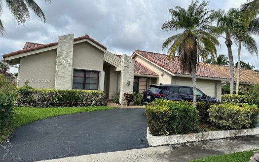 10404 NW 5th Mnr Plantation, FL 33324