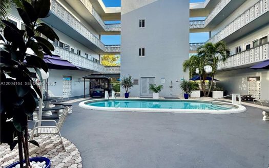 1818 Rodman St #3A Hollywood, FL 33020