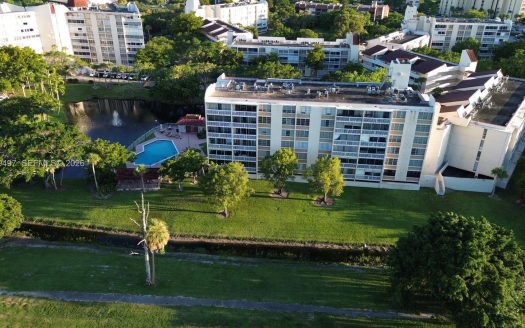 7051 Environ Blvd #436,  Lauderhill, FL 33319