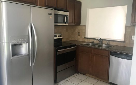 3825 NW 90th Ave #3825 Sunrise, FL 33351