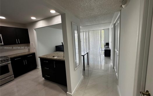 7051 Environ Blvd #431 Lauderhill, FL 33319