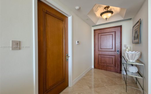 2000 Island Blvd #2503 Aventura, FL 33160