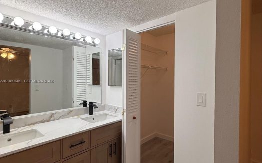 20441 NE 30th Ave #112-9 Aventura, FL 33180